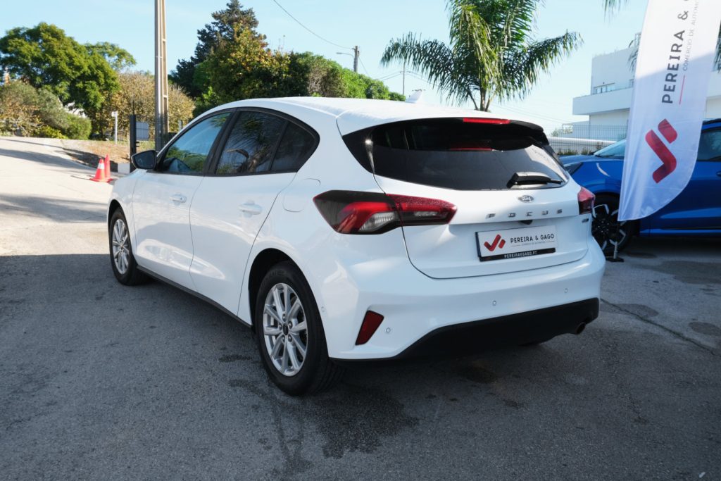 Ford Focus 1.0 Eco Boost MHEV Titanium