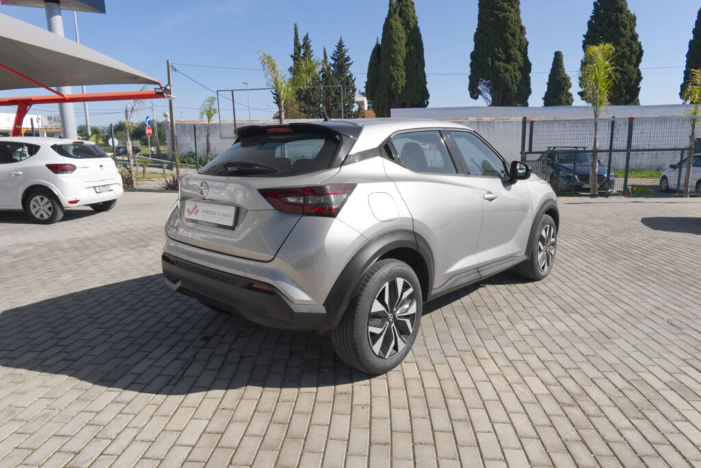 Nissan Juke 1.0 DIG-T Acenta DCT