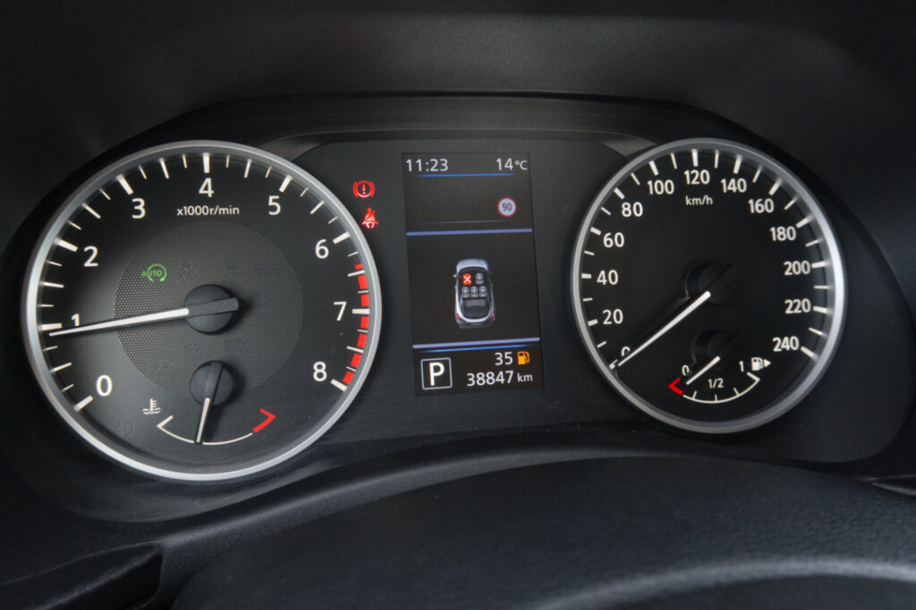 Nissan Juke 1.0 DIG-T Acenta DCT