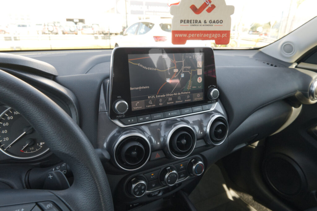 Nissan Juke 1.0 DIG-T Acenta DCT