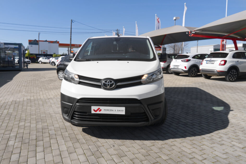 Toyota Proace Service 1.5 D-4D L1 6L