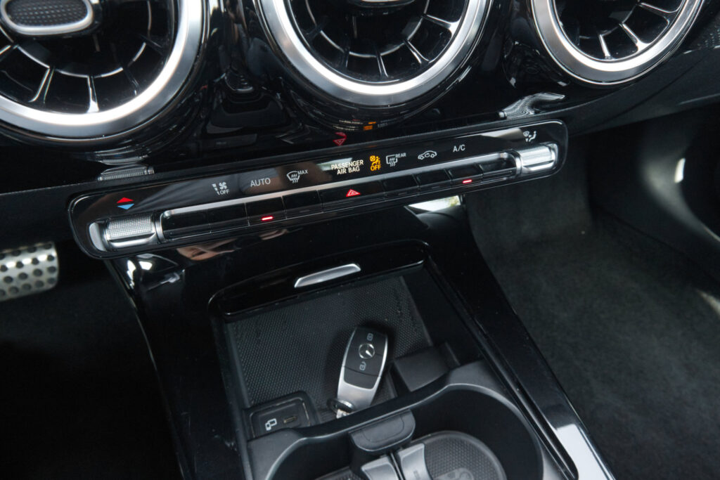 Mercedes-Benz A180d 2.0D AMG Auto