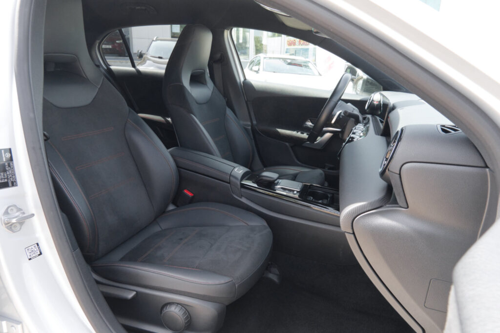 Mercedes-Benz A180d 2.0D AMG Auto