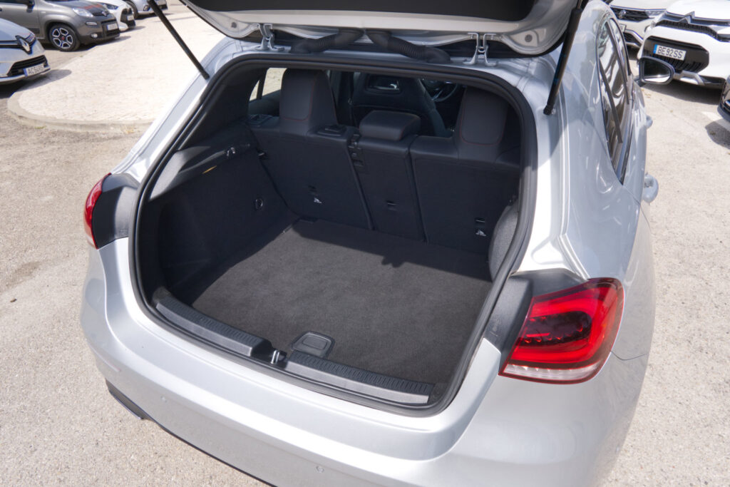 Mercedes-Benz A180d 2.0D AMG Auto