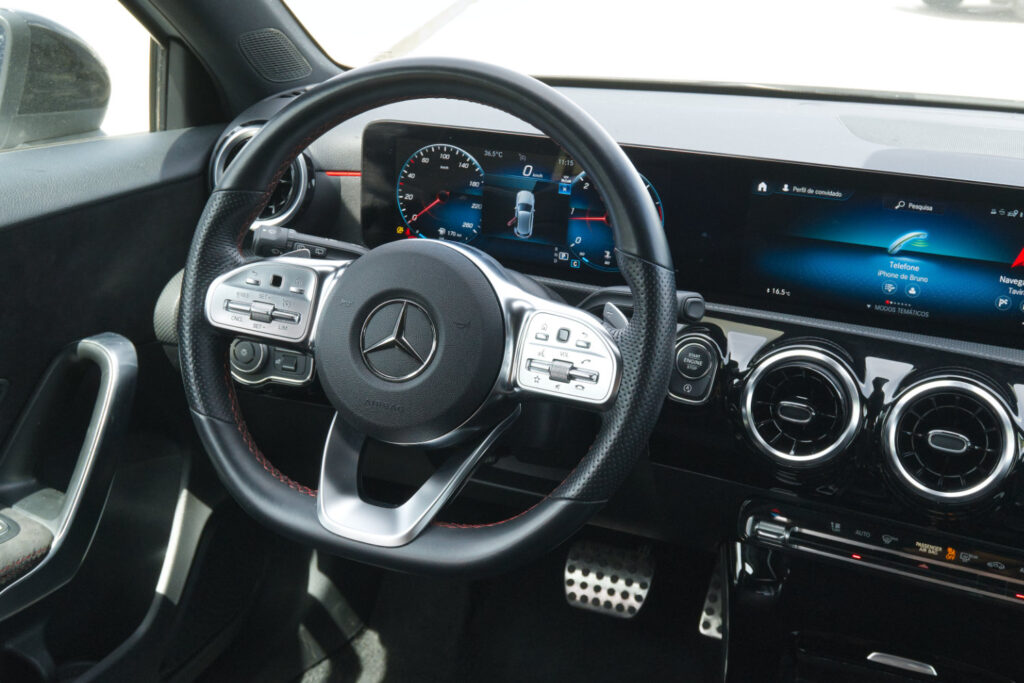 Mercedes-Benz A180d 2.0D AMG Auto