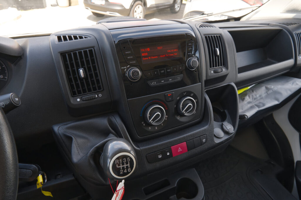 Peugeot Boxer 2.0 BlueHdi L1H1 Pro