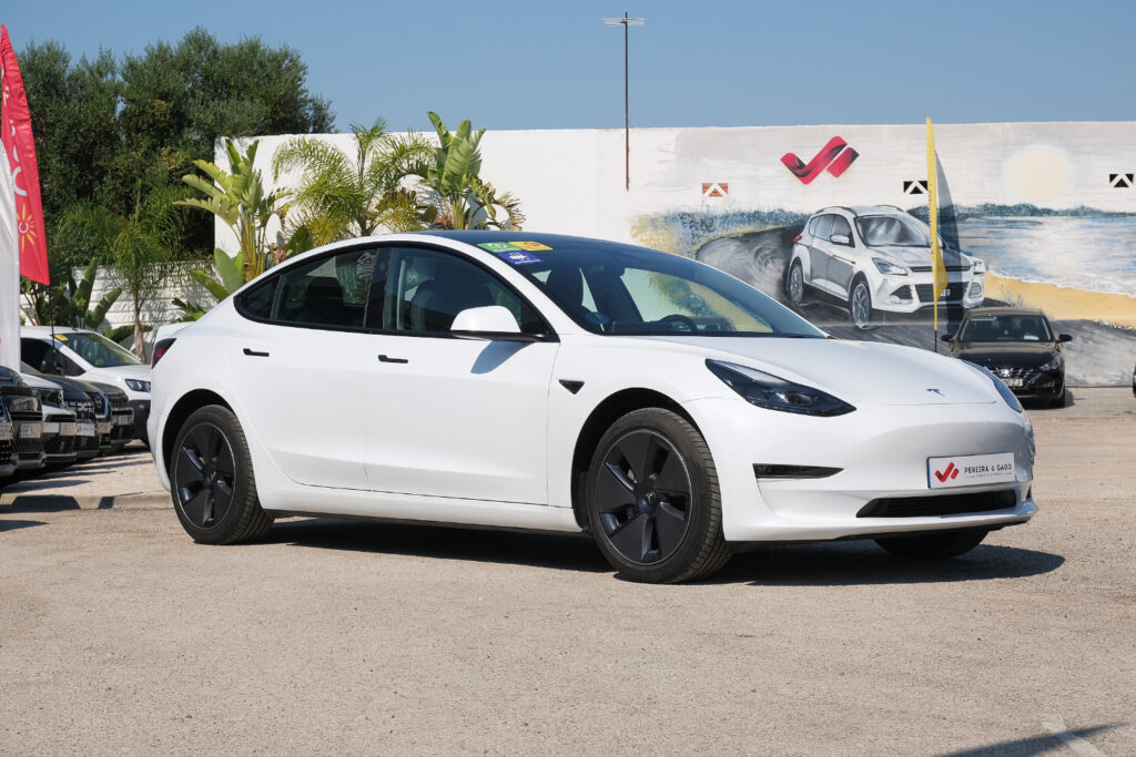 Tesla Model 3 Long Range