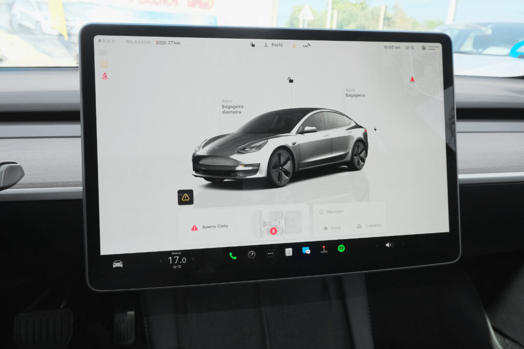 Tesla Model 3 Long Range