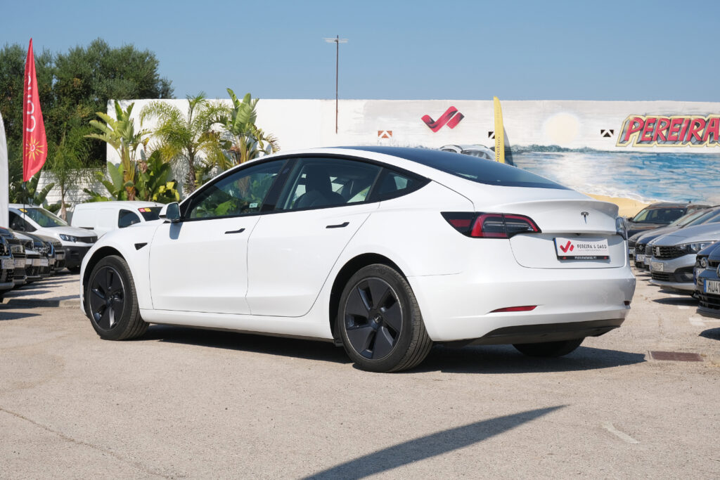 Tesla Model 3 Long Range