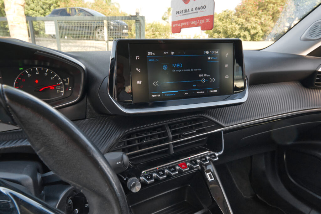 Peugeot 2008 1.2 PureTech