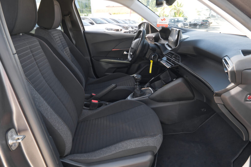 Peugeot 2008 1.2 PureTech