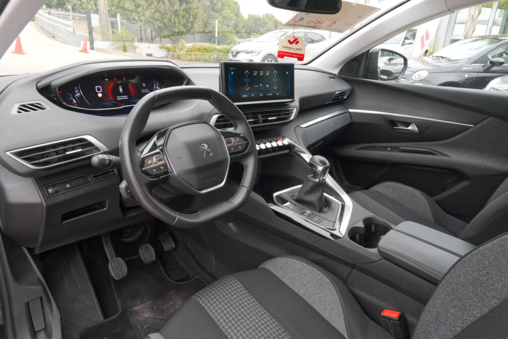 Peugeot 3008 1.5 Blue HDi Active Pack