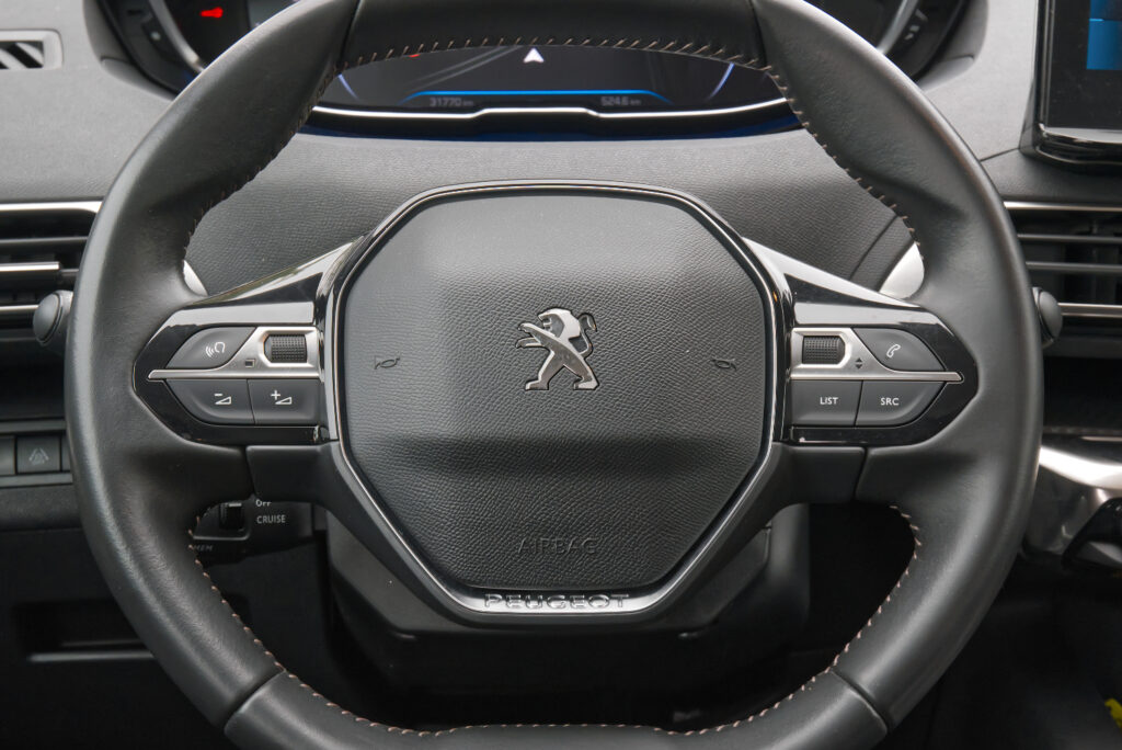 Peugeot 3008 1.5 Blue HDi Active Pack