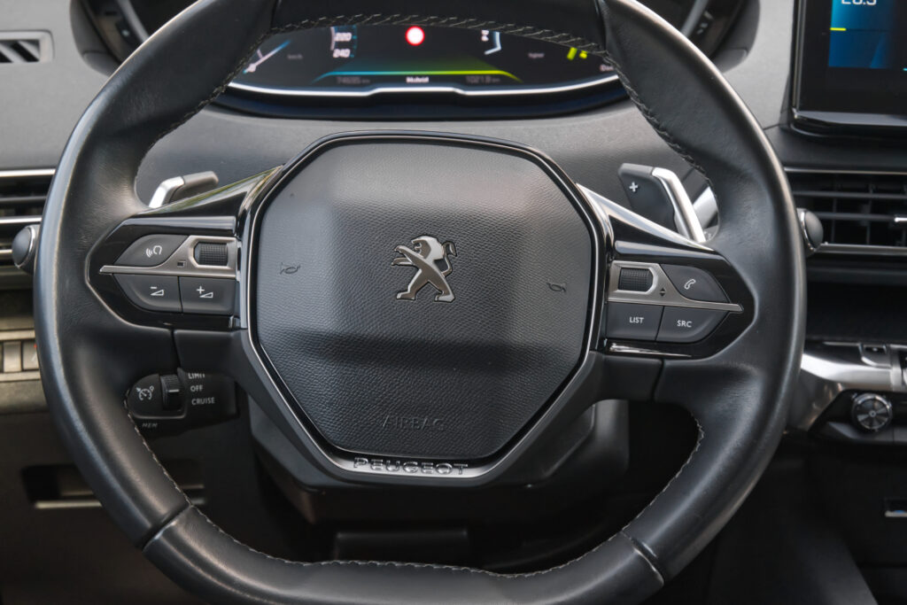 Peugeot 3008 1.6 Hybrid