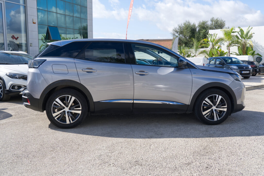 Peugeot 3008 1.6 Hybrid