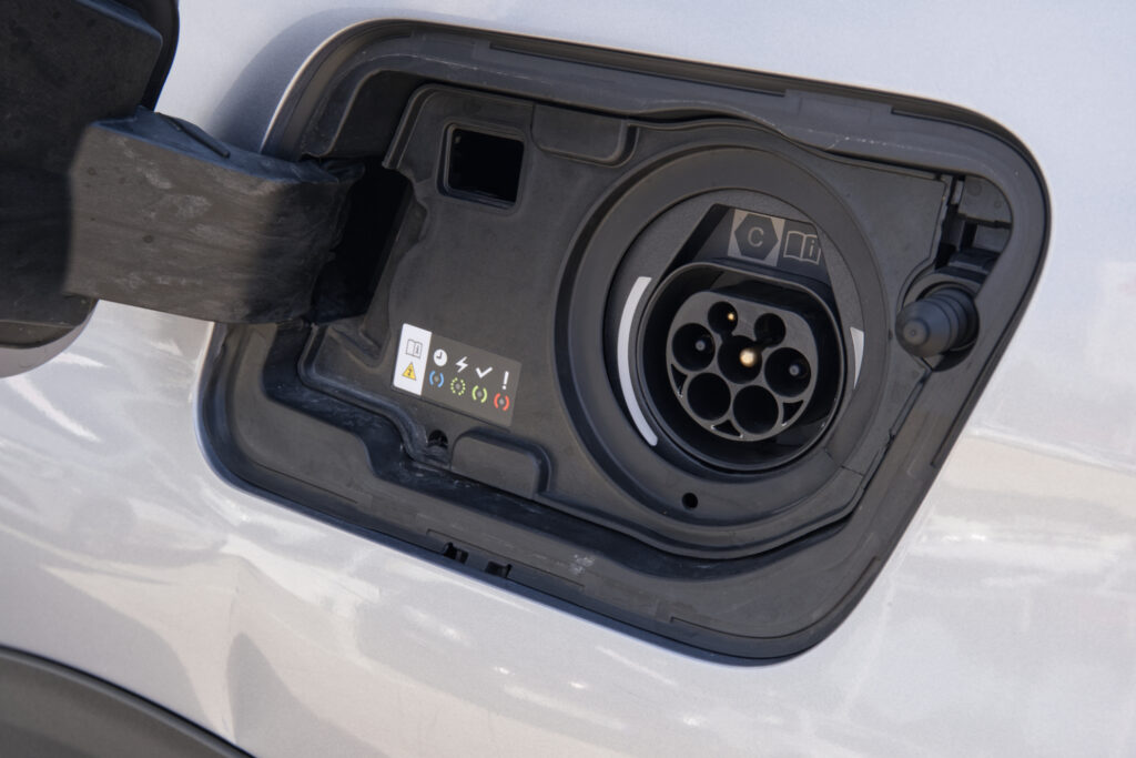 Peugeot 3008 1.6 Hybrid