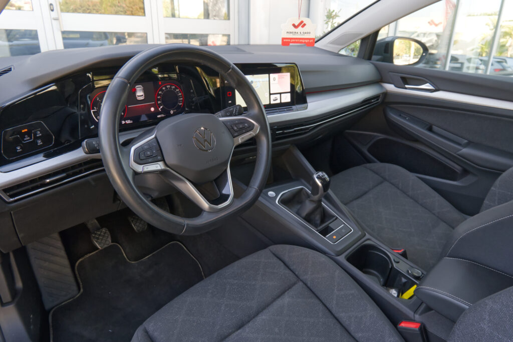 Volkswagen Golf 2.0 TDi Bluemotion