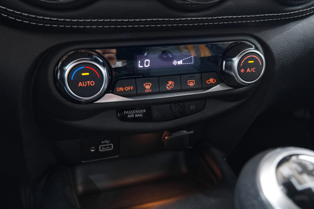 Nissan Juke 1.0 DIG-T N-Connecta