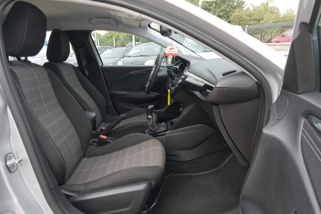 Opel Corsa 1.2 Business S/S