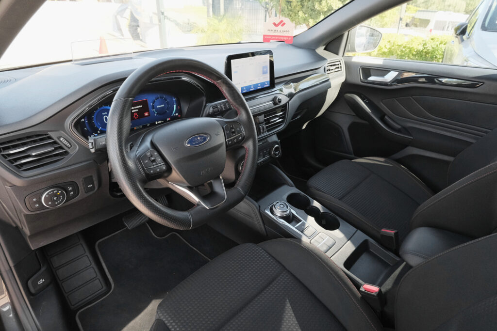 Ford Focus SW 1.0 ST-Line X DSG