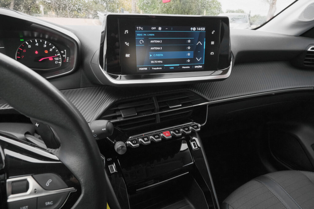 Peugeot 208 1.2 PureTech Allure Automático