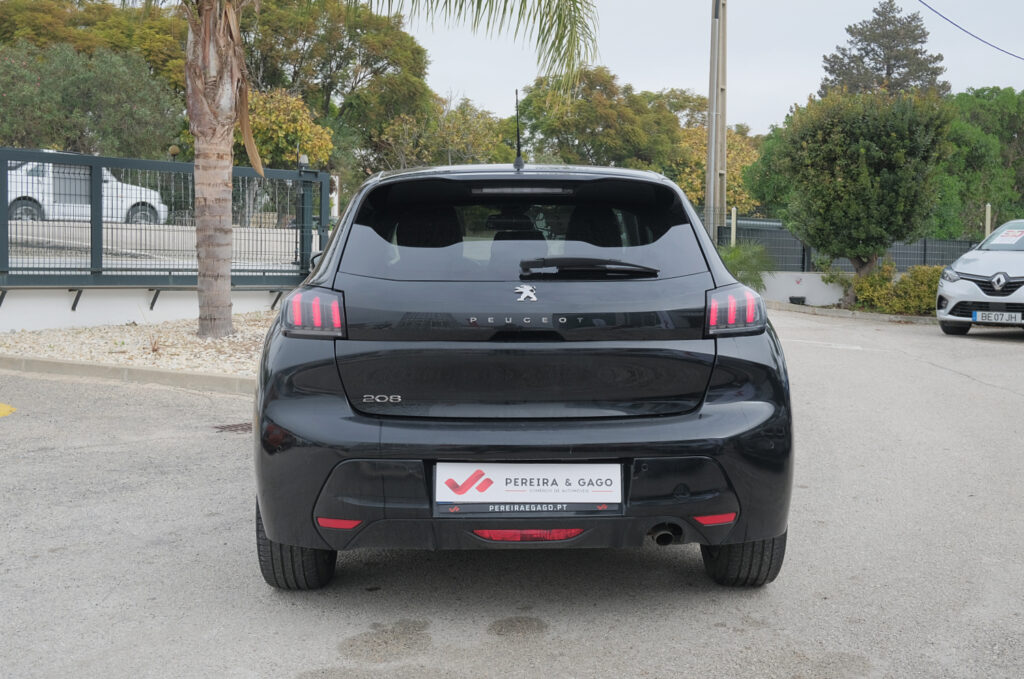 Peugeot 208 1.2 PureTech Allure Automático