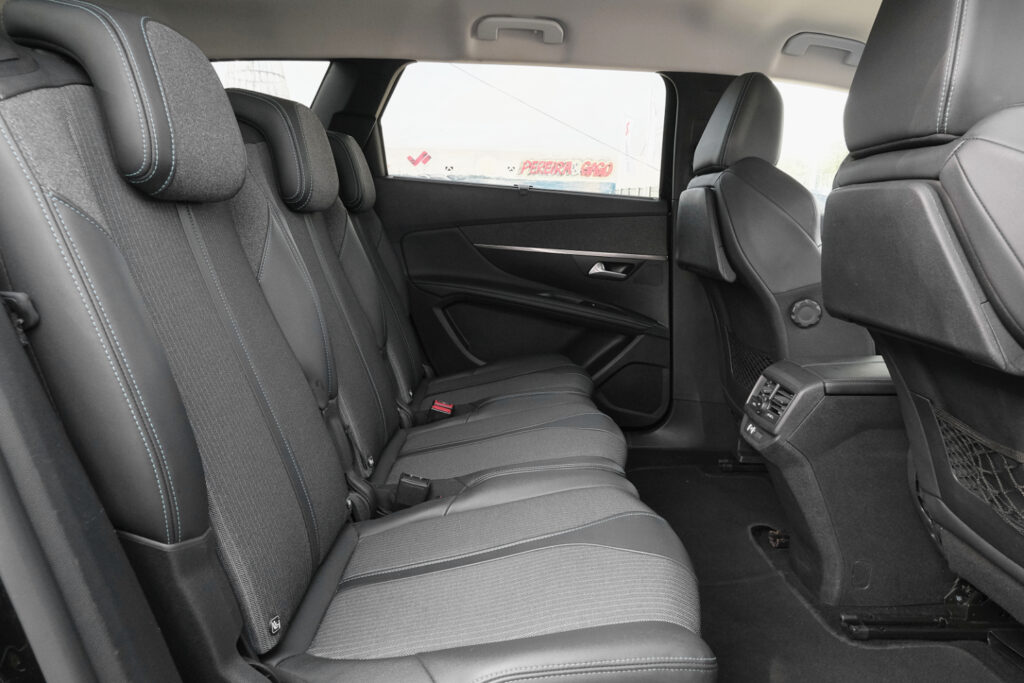 Peugeot 5008 1.5 BlueHDi Allure Automático