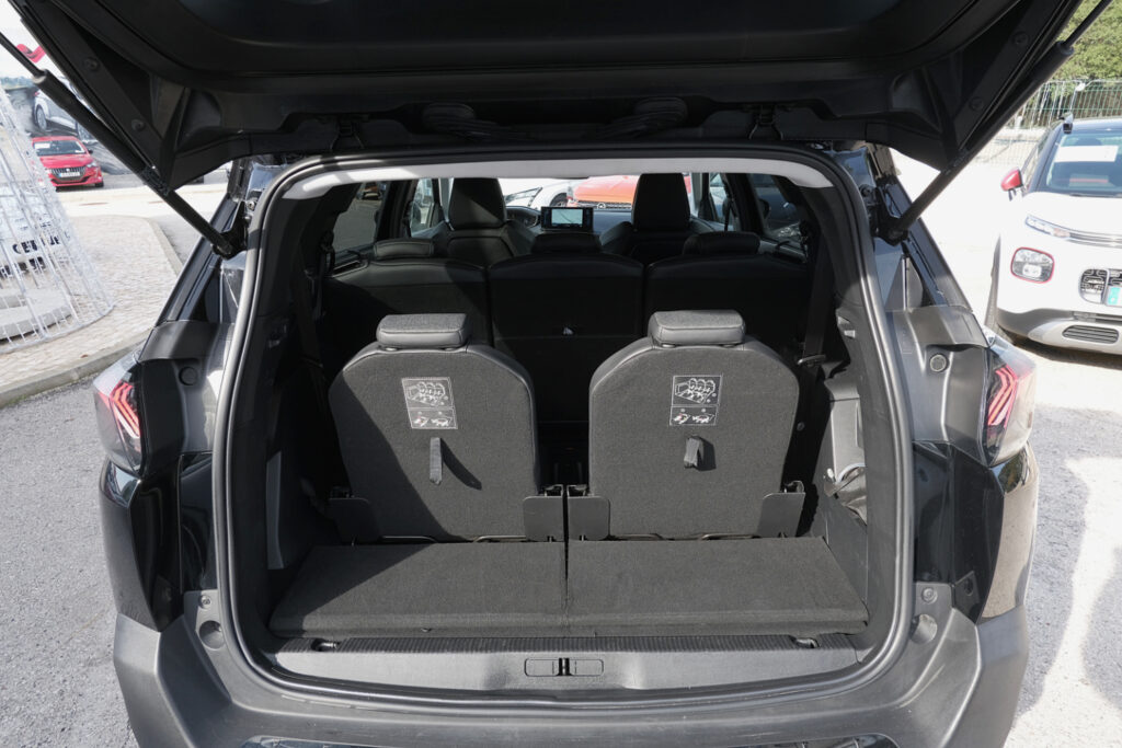 Peugeot 5008 1.5 BlueHDi Allure Automático