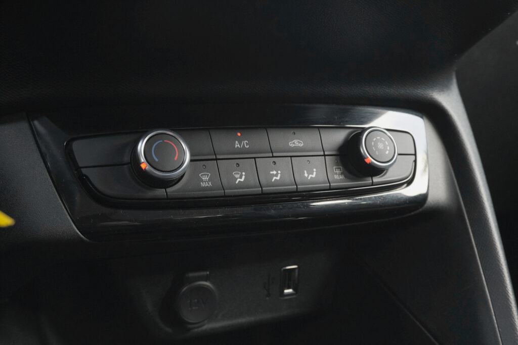 Opel Corsa 1.2 Business