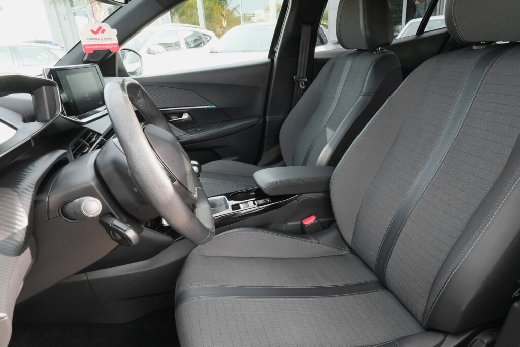 Peugeot 2008 1.2 PureTech Allure