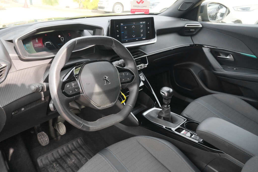 Peugeot 2008 1.2 PureTech Allure