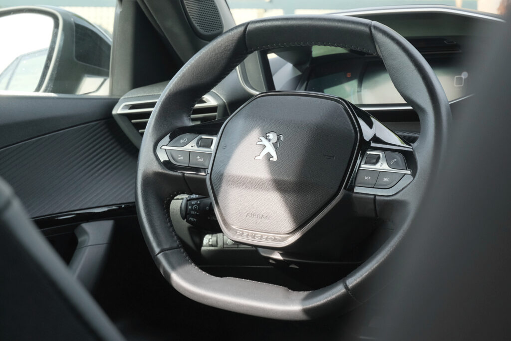 Peugeot 2008 1.2 PureTech Allure