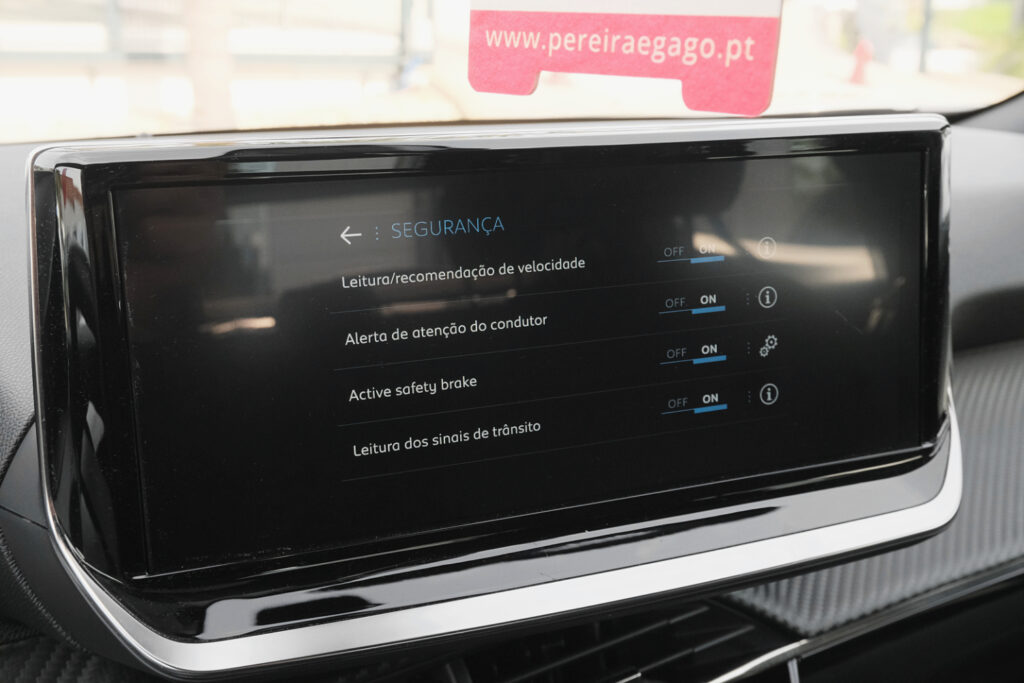 Peugeot 2008 1.2 PureTech