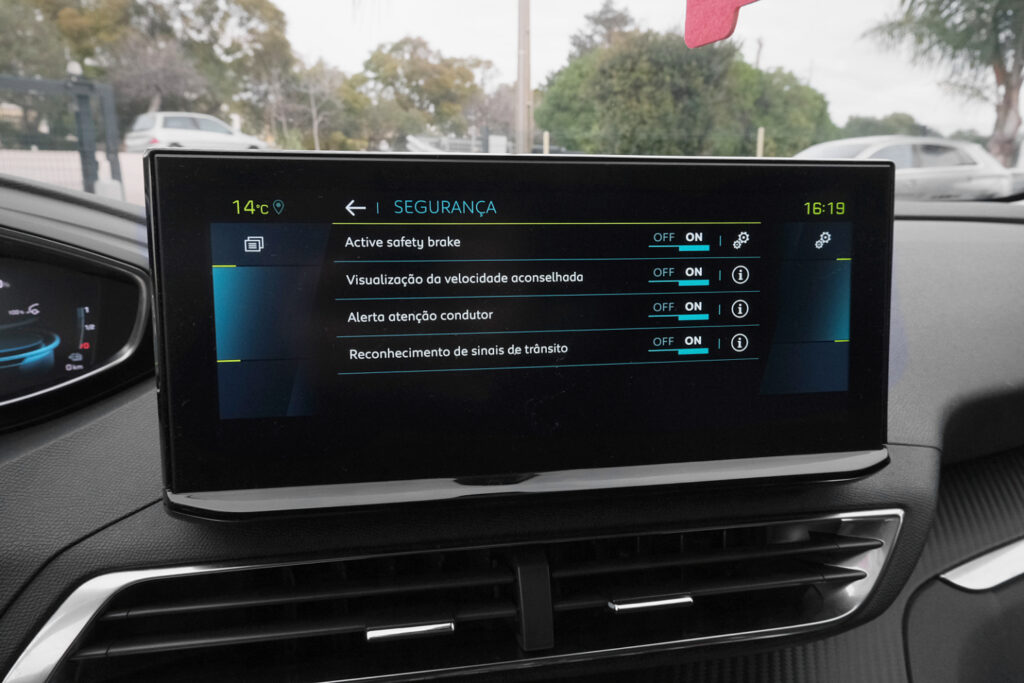 Peugeot 3008 1.6 Hybrid PHEV