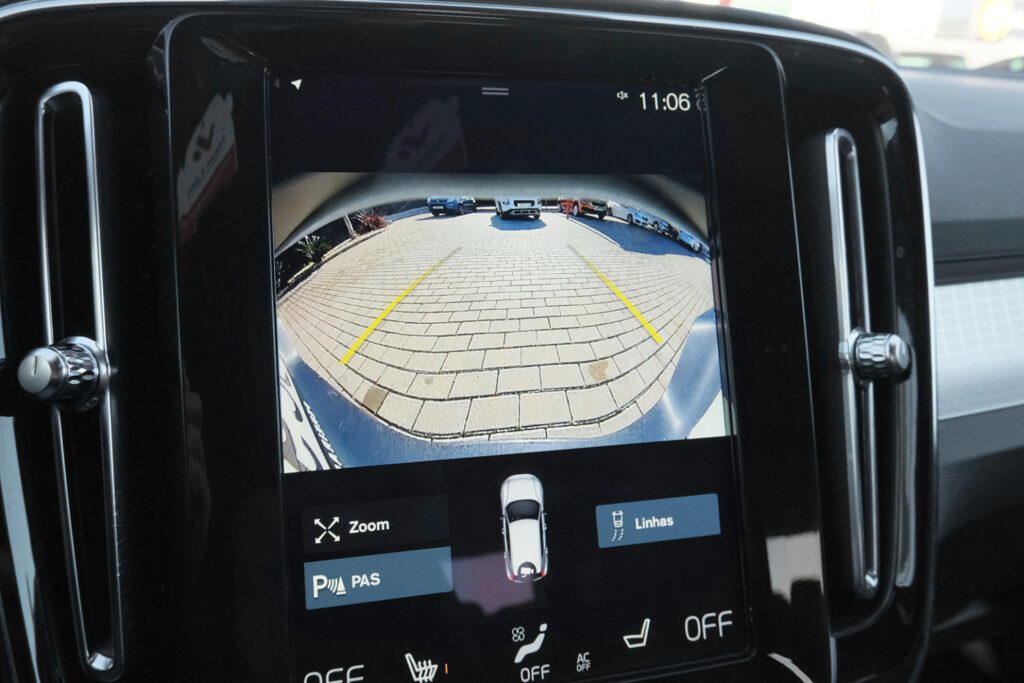 Volvo XC40 1.5 T2 Plus Dark Auto