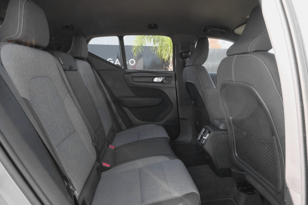 Volvo XC40 1.5 T2 Plus Dark Auto