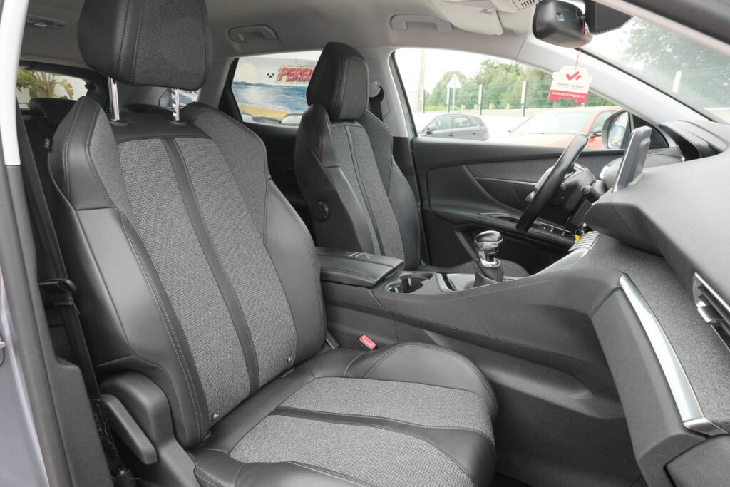 Peugeot 3008 1.5 Blue HDi Allure