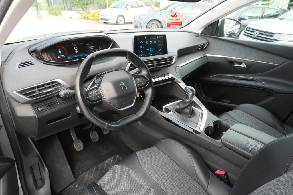 Peugeot 3008 1.5 Blue HDi Allure