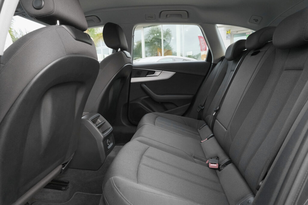 Audi A4 Avant 2.0 TDi S-Tronic