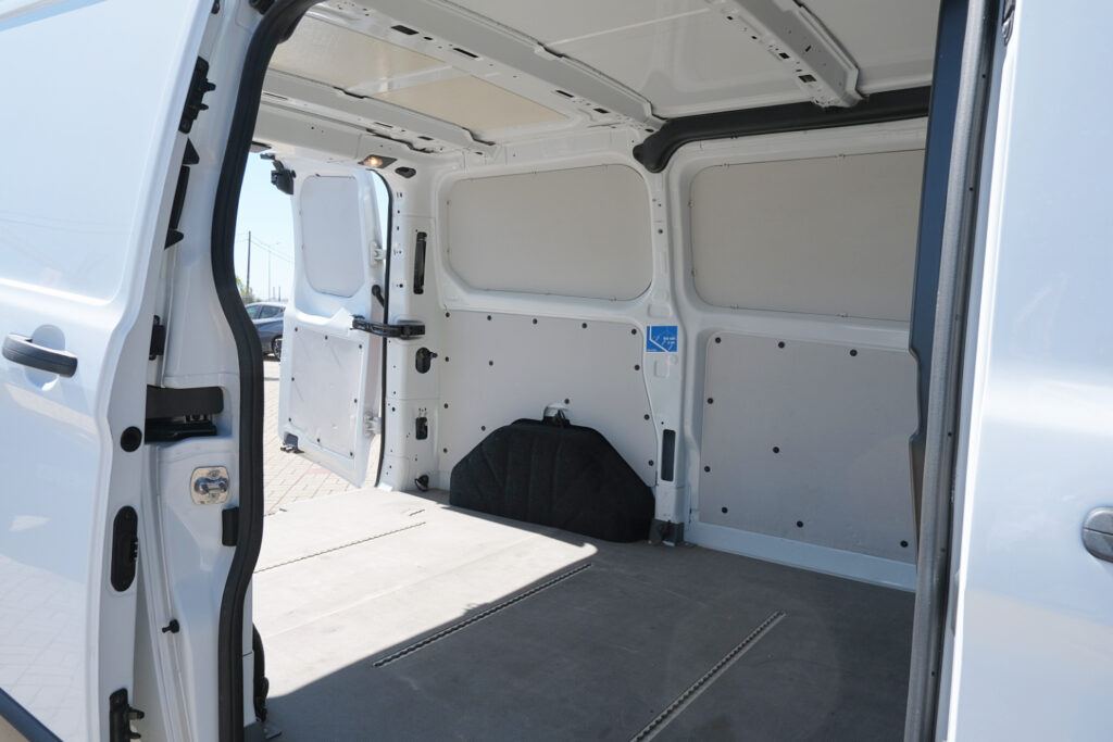 Ford Transit 2.0 TDCi H1 - Tecto Baixo Trend