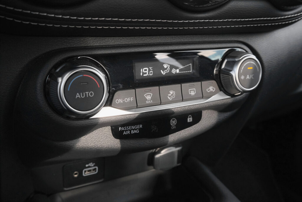 Nissan Juke 1.0 DIG-T N-Connecta