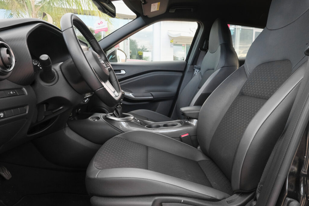 Nissan Juke 1.0 DIG-T N-Connecta