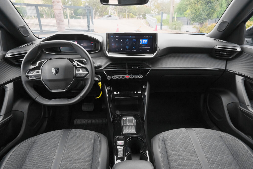 Peugeot 2008 1.2 PureTech Allure Automático