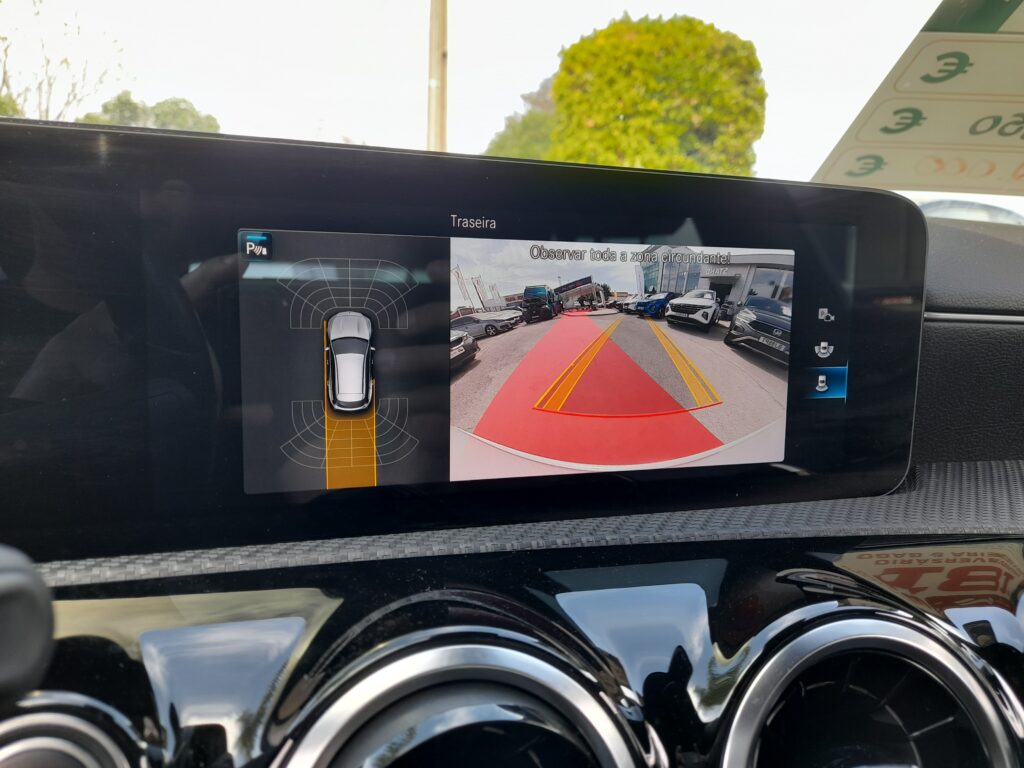 Mercedes-Benz CLA Shooting Brake 180d Style