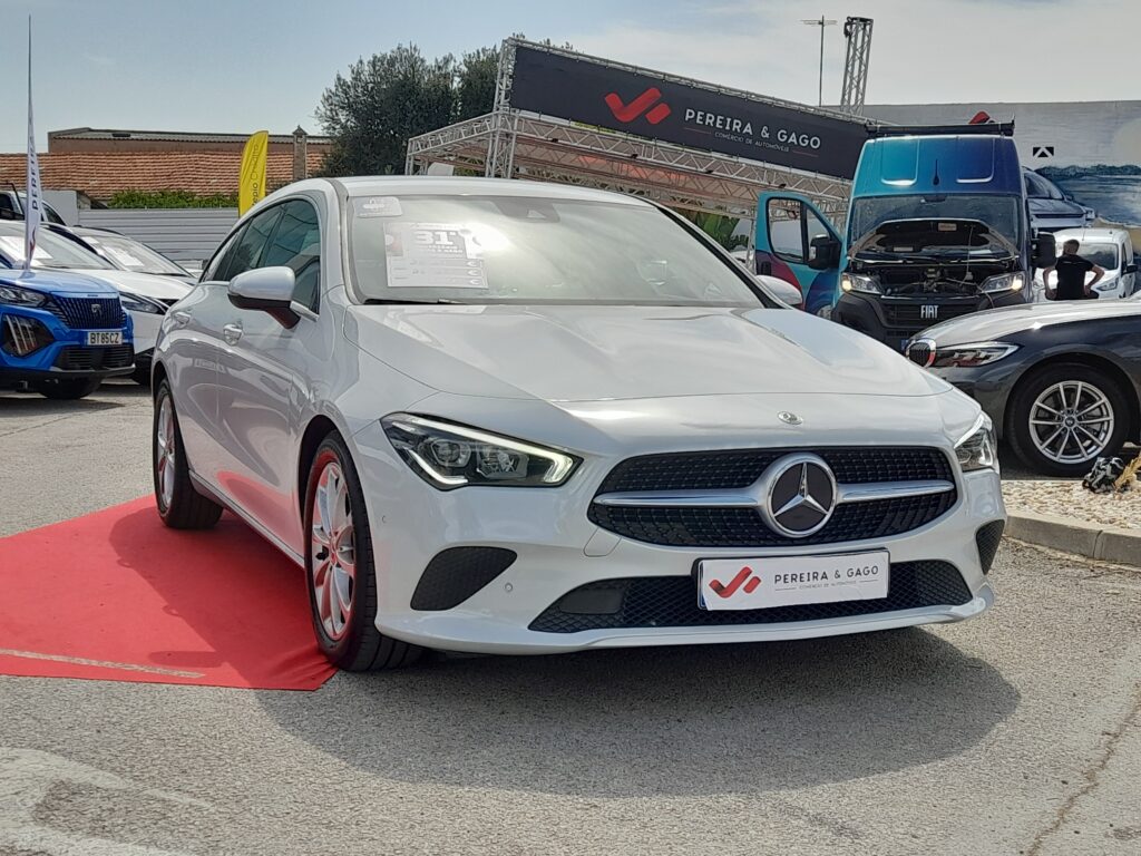 Mercedes-Benz CLA Shooting Brake 180d Style