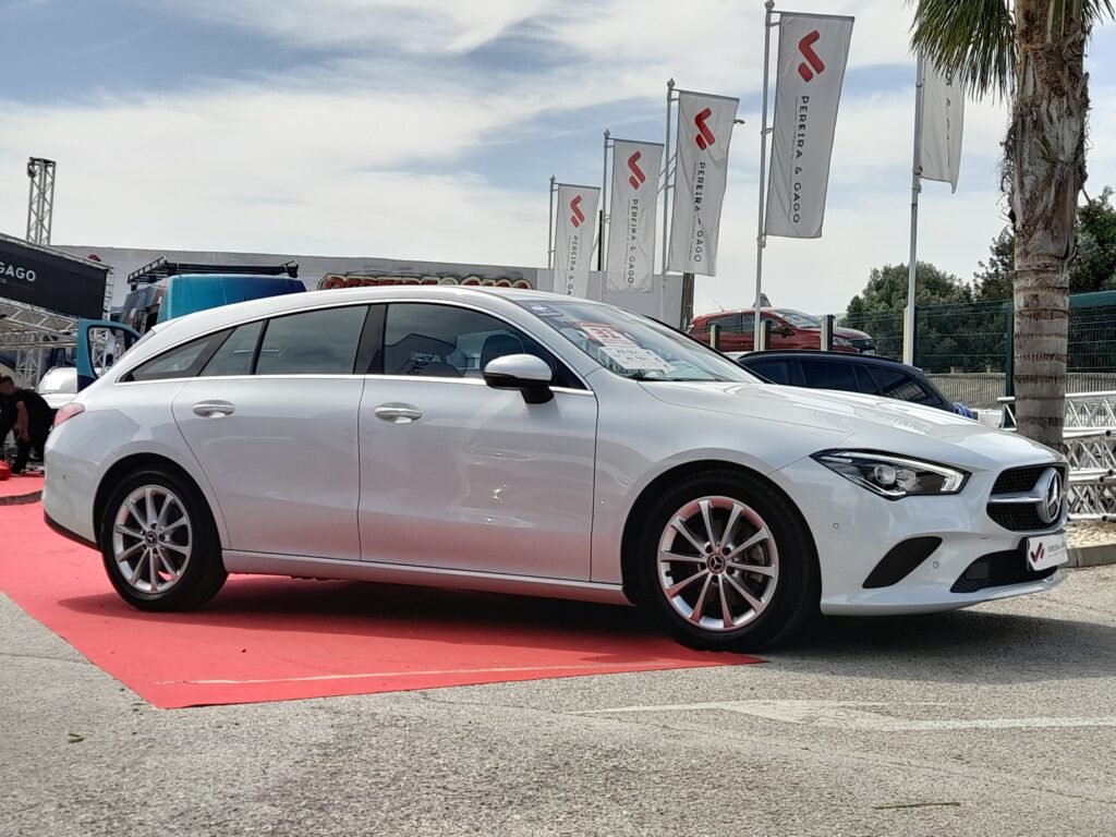 Mercedes-Benz CLA Shooting Brake 180d Style
