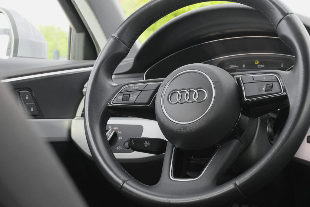 Audi A4 Avant 2.0 TDi 35 Caixa Automática