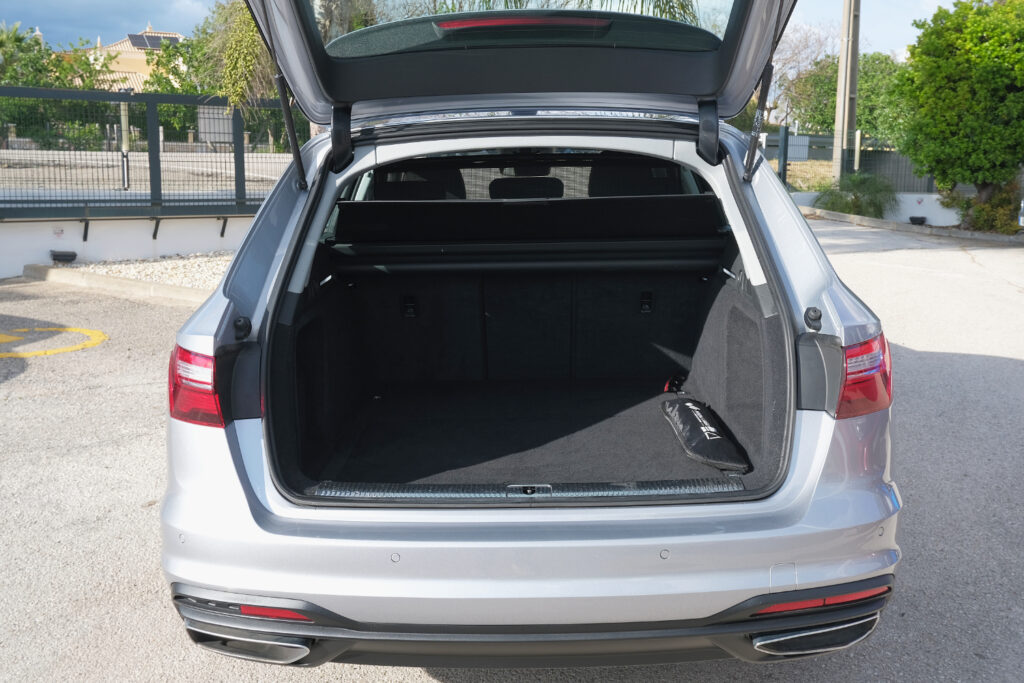 Audi A4 Avant 2.0 TDi 35 Caixa Automática