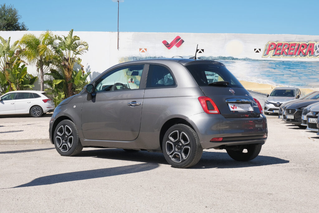 Fiat 500 1.0 Hybrid Club MHEV