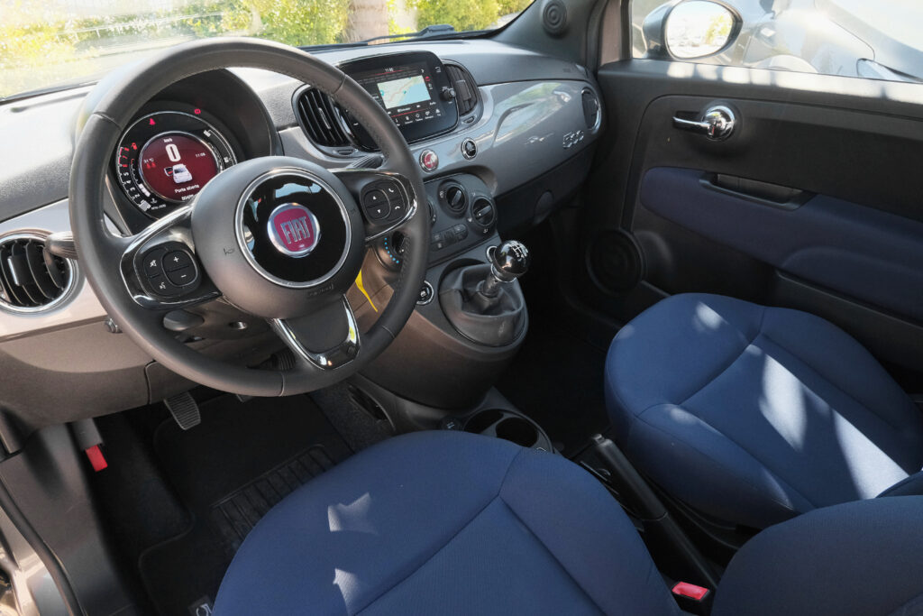 Fiat 500 1.0 Hybrid Club MHEV